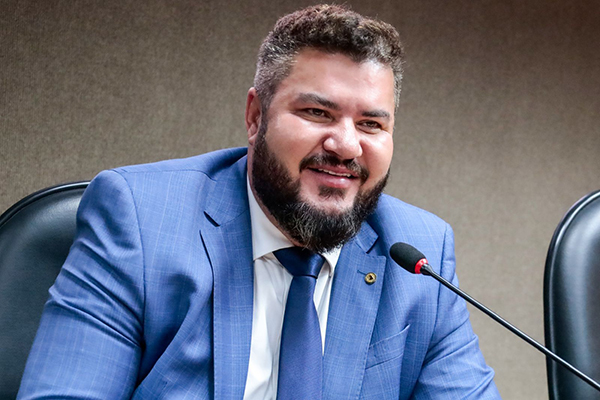 O Agir, ex-PTC, é presidido pela filha do deputado estadual Júnior Muniz (PT)