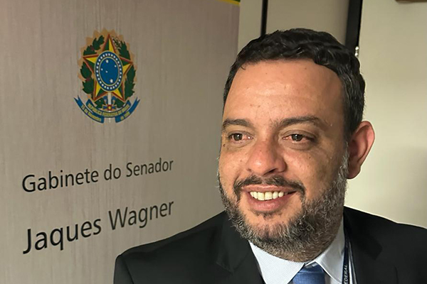 Lucas Reis, nova aposta política de Jaques Wagner