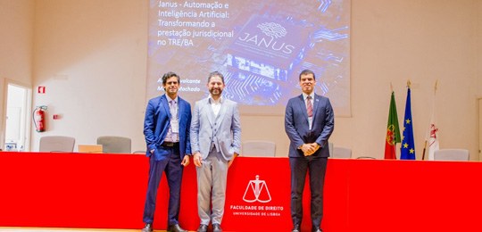 Os servidores André Cavalcante e Marcus Machado representaram o Eleitoral baiano