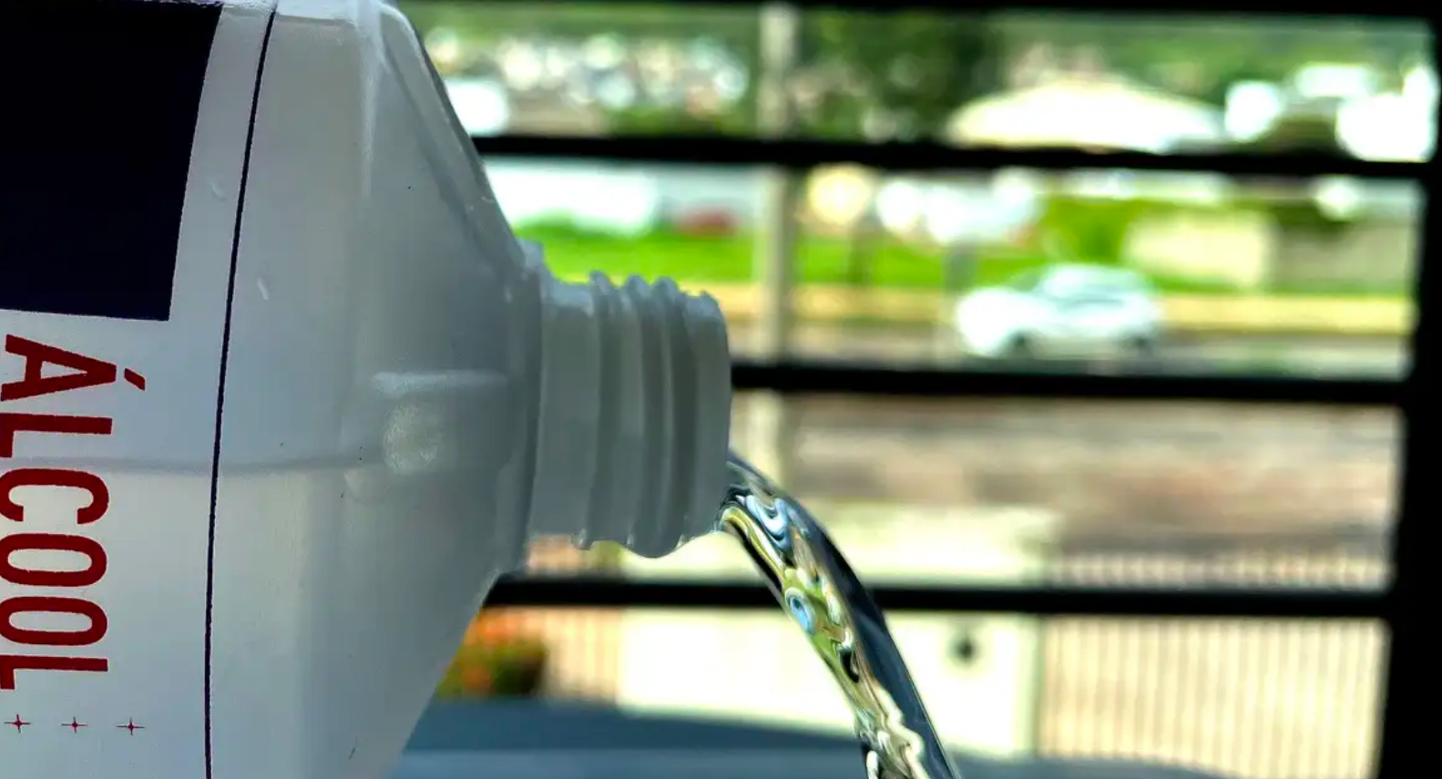 Imagem de Venda de álcool líquido volta a ser proibida a partir do dia 29 Imagem de Venda de álcool líquido volta a ser proibida a partir do dia 29