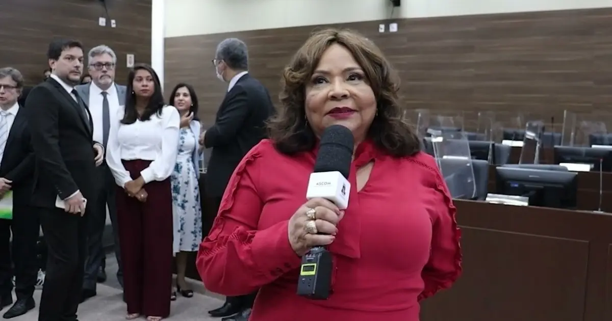 Desembargadora do Tribunal de Justiça da Bahia (TJ-BA), Cassinelza da Costa Santos Lopes