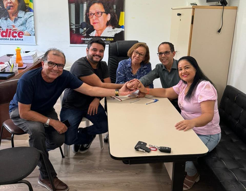 Chaves coordenou a campanha do governador Jerônimo Rodrigues (PT) na região do Médio Sudoeste na eleição de 2022. 