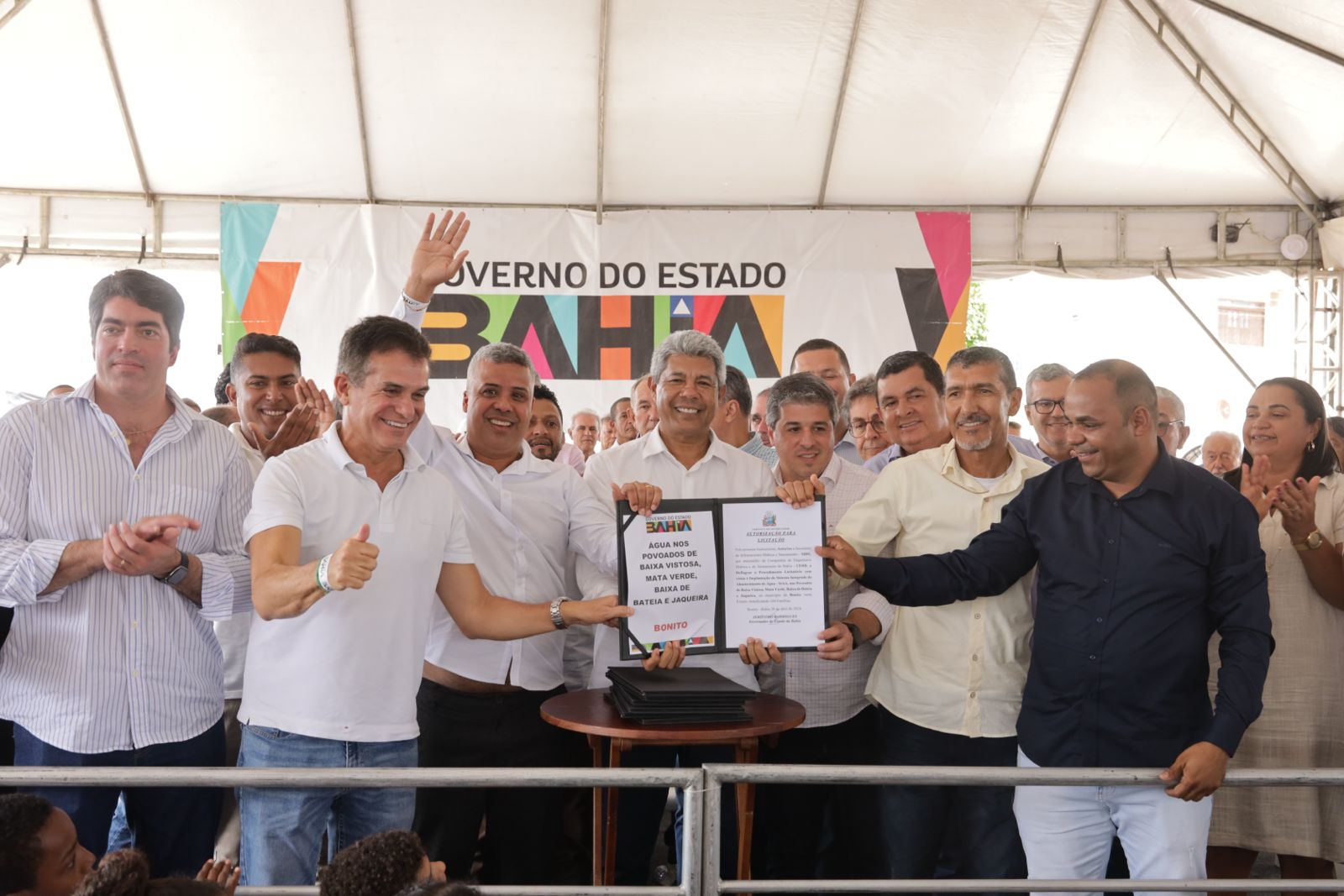 A agenda teve início com a inauguração da areninha society, no bairro Campo Velho A agenda teve início com a inauguração da areninha society, no bairro Campo Velho