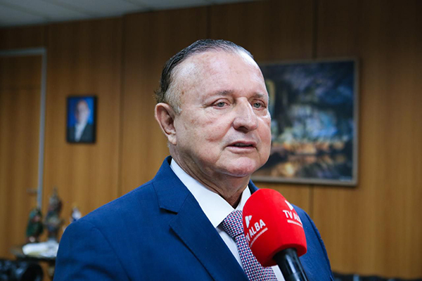 O presidente da Assembleia Legislativa da Bahia, Adolfo Menezes (PSD)