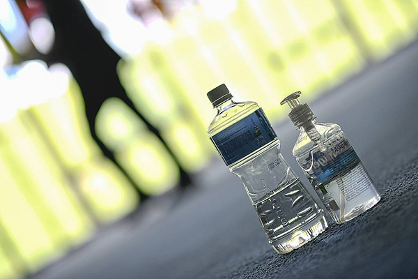 Álcool 70% líquido não poderá ser comercializado a partir do dia 30 de abril