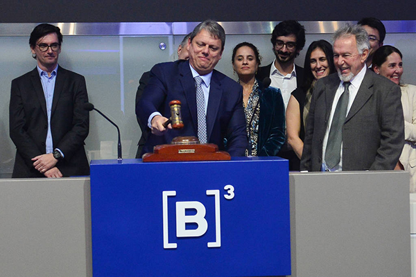 Governador de São Paulo, Tarcísio de Freitas (Repulicanos), em leilão da Emae Governador de São Paulo, Tarcísio de Freitas (Repulicanos), em leilão da Emae