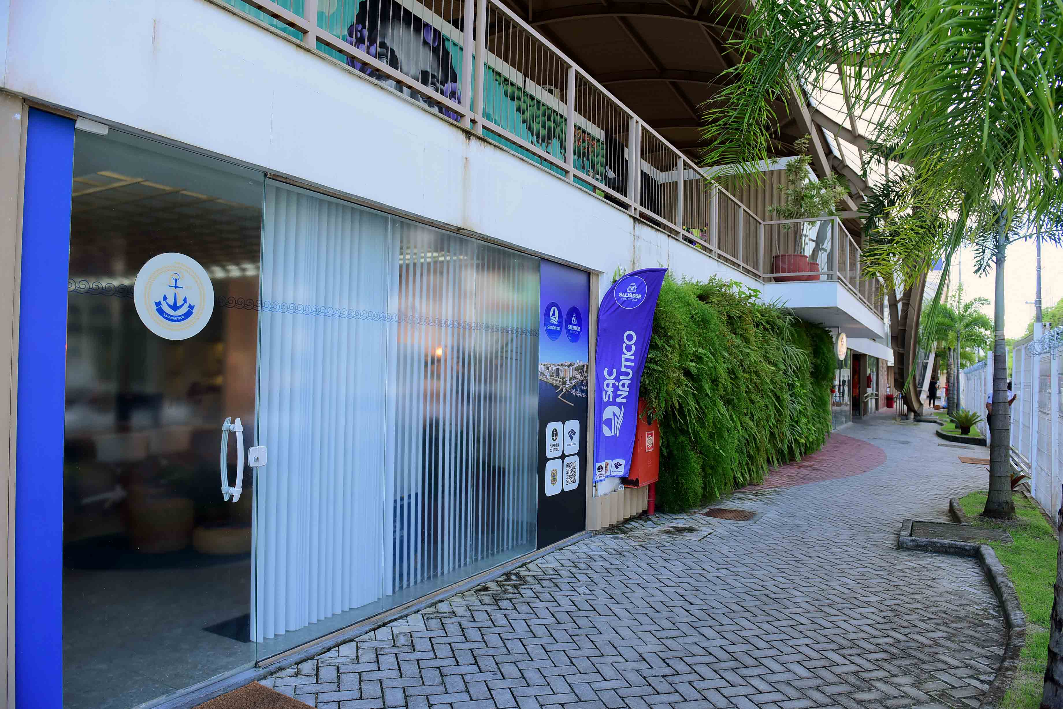 O espaço funciona em colaboração com a Marinha do Brasil, Receita Federal e Polícia Federal