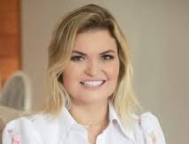 Prefeita de Ibirataia, Ana Cléia dos Santos Leal