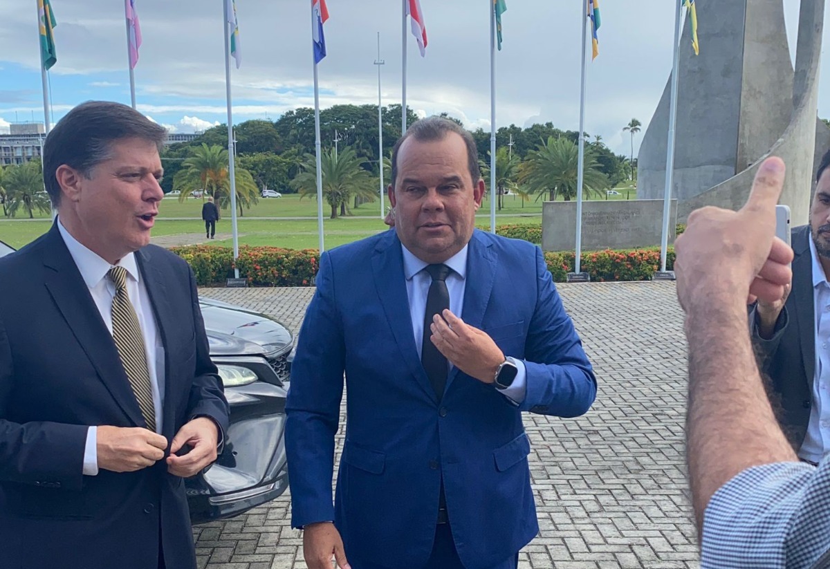 Gerlado Júnior se faz presente na Assembleia para participar de homenagem a presidente do MDB