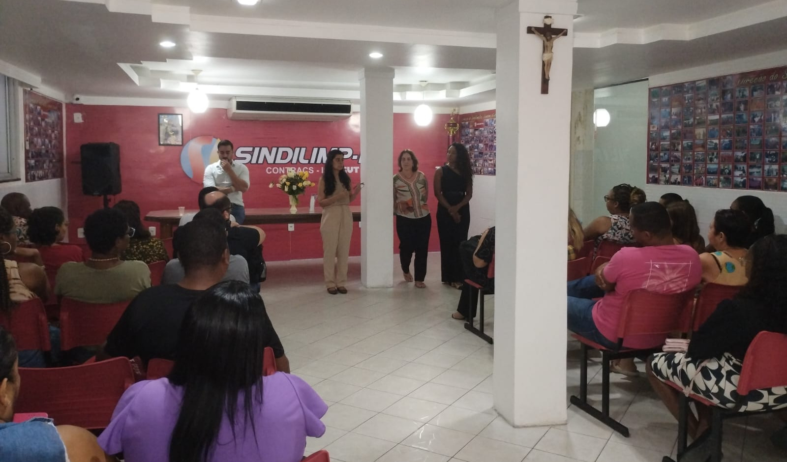 Trabalhadores e trabalhadoras começam a ser atendidos no SindilimpBA