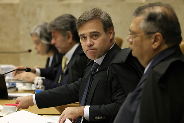O ministro do STF André Mendonça