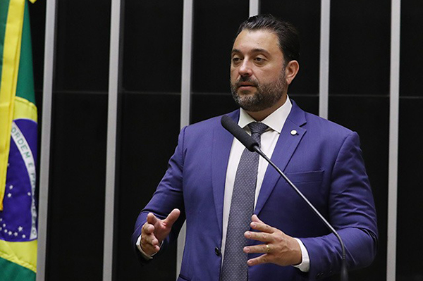 O deputado federal Atila Lira (PP-PI) apresentou novo relatório para o projeto do Mover (Programa de Mobilidade Verde e Inovação) O deputado federal Atila Lira (PP-PI) apresentou novo relatório para o projeto do Mover (Programa de Mobilidade Verde e Inovação)