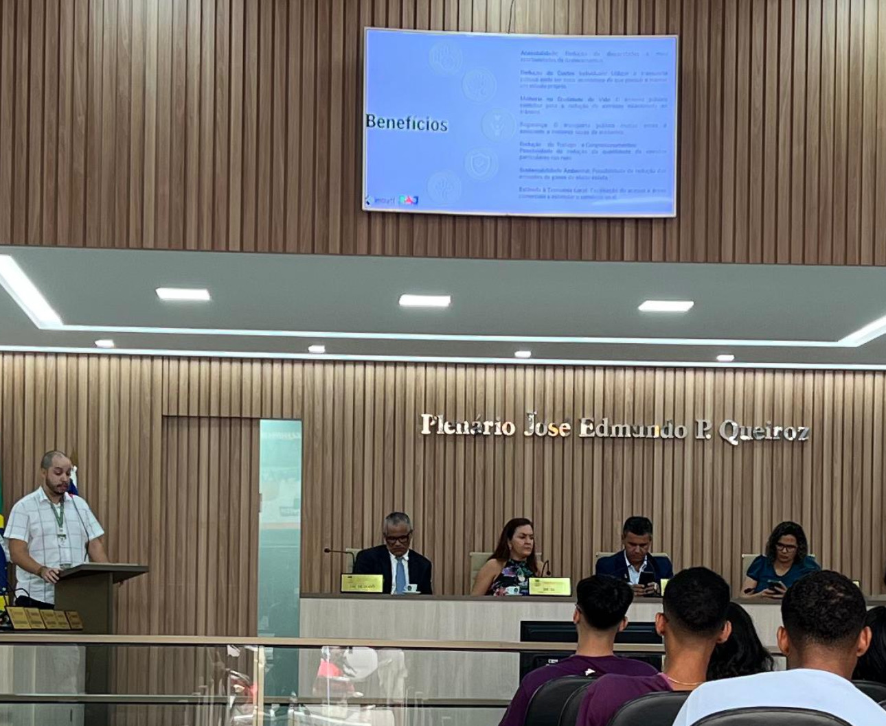 Santo Antônio de Jesus inicia processo para concessão de transporte público