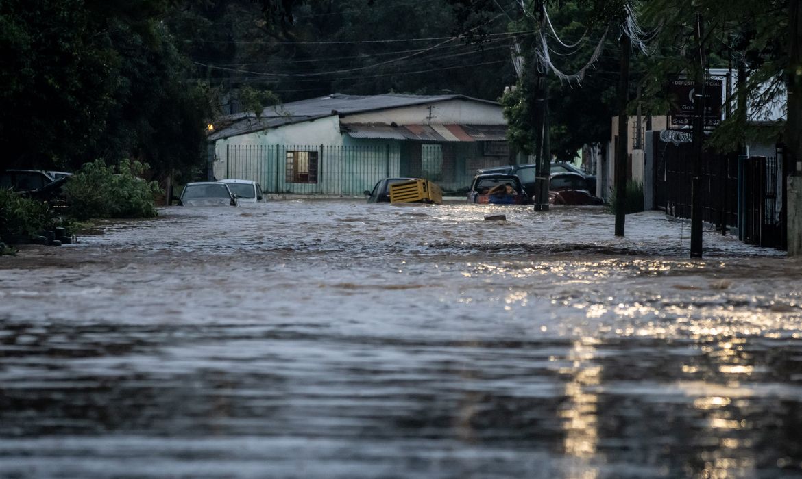 Chuvas fortes deram trégua neste fim de semana Chuvas fortes deram trégua neste fim de semana
