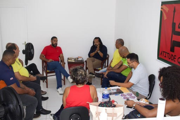 Kleber Rosa (PSOL) em reunião com organizações da sociedade civil e sindicatos da área de mobilidade urbana Kleber Rosa (PSOL) em reunião com organizações da sociedade civil e sindicatos da área de mobilidade urbana