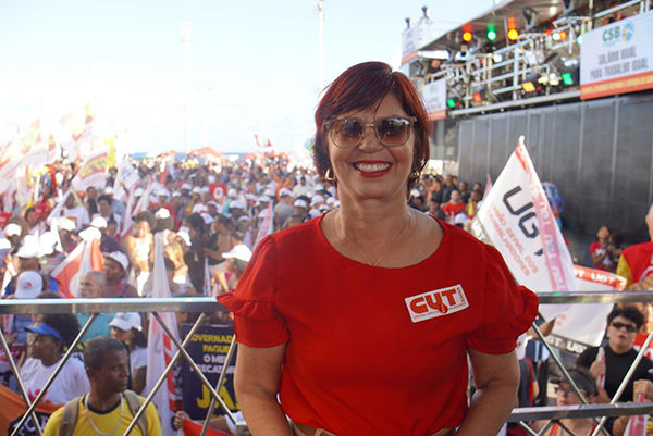 A presidente da CUT e integrante da executiva estadual do PT, Leninha