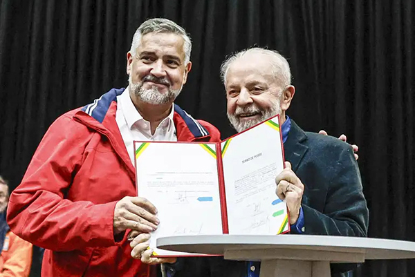 Nova estrutura comandada por Pimenta foi formalizada pelo presidente Lula durante viagem ao Estado