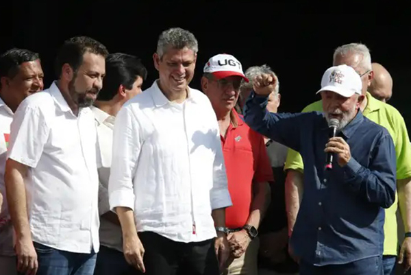 O presidente Lula chegou a reclamar da falta de público no 1º de Maio em São Paulo