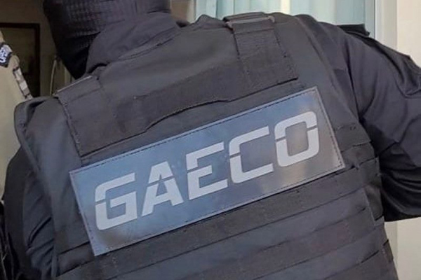 Policial do Grupo de Atuação Especial de Combate às Organizações Criminosas