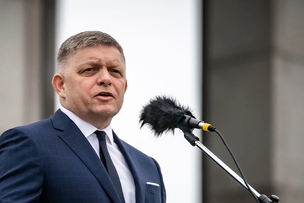 O primeiro-ministro da Eslováquia, Robert Fico O primeiro-ministro da Eslováquia, Robert Fico