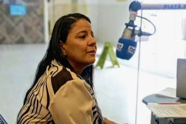 A secretária estadual da Educação, Rowenna Brito