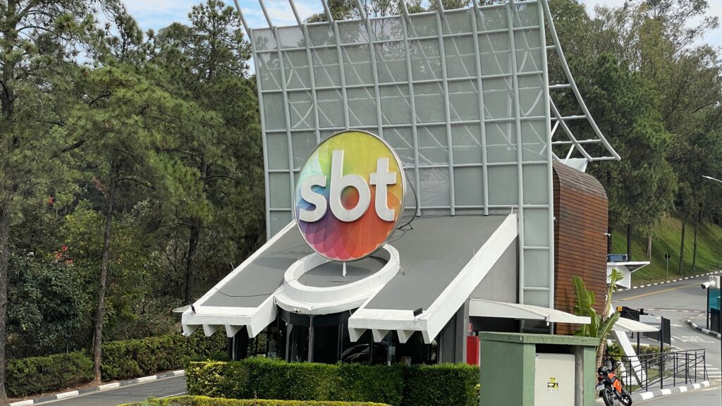 As imagens do flagra também foram confirmadas por câmeras de segurança As imagens do flagra também foram confirmadas por câmeras de segurança