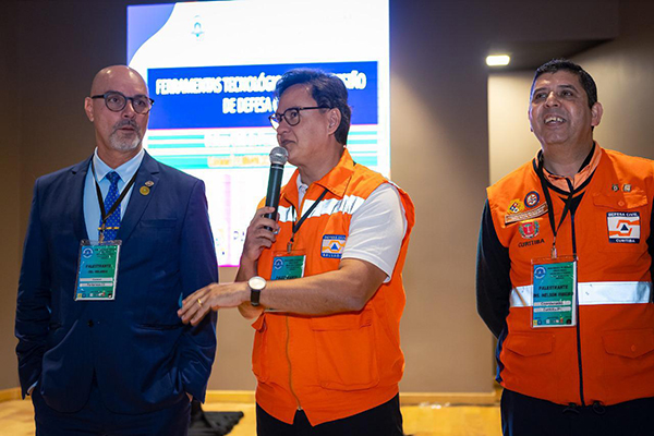 O diretor-geral da Defesa Civil de Salvador (Codesal), Sosthenes Macêdo O diretor-geral da Defesa Civil de Salvador (Codesal), Sosthenes Macêdo