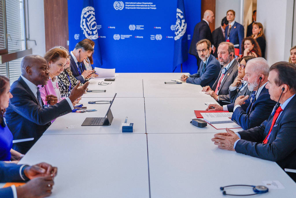 Lula durante reunião bilateral com o Diretor-Geral da OIT 1(Organização Internacional do Trabalho), Gilbert Houngbo, em Genebra (Suíça)