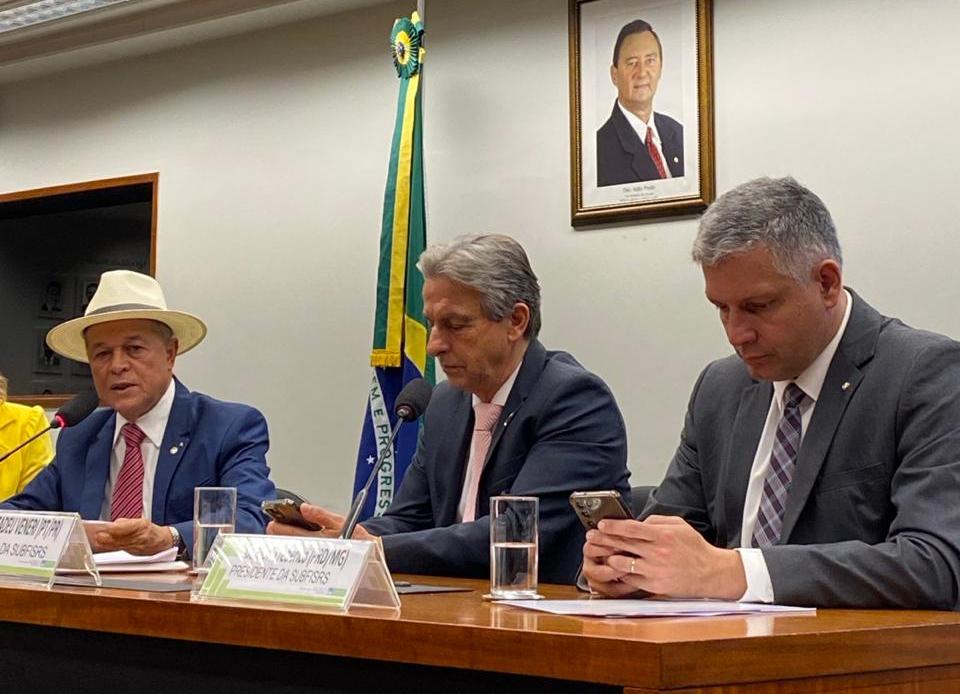 Presidente da CFFC, Joseildo Ramos destaca a eleição dos deputados Tadeu Veneri (relator) e Dr. Francisco (presidente), para a Subcomissão Especial