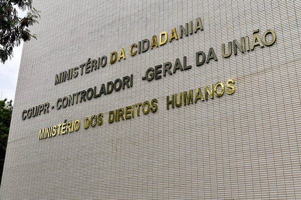 Fachada do prédio onde funciona a Controladoria-Geral da União
