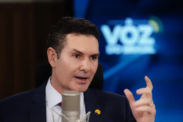 O ministro das Cidades, Jader Filho, O ministro das Cidades, Jader Filho,