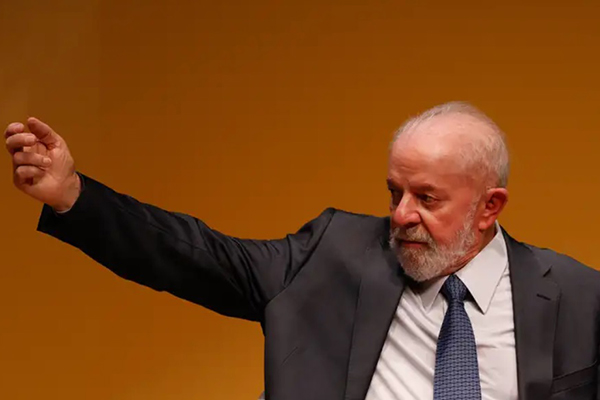 O presidente Lula O presidente Lula