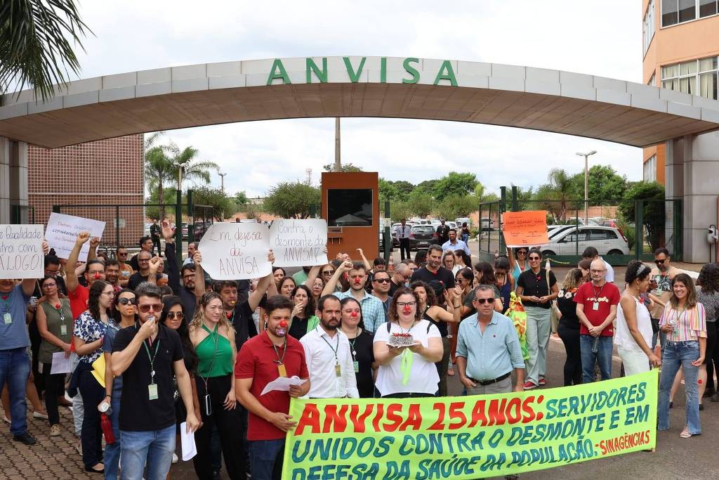 Manifestação do sindicato de servidores de agências em defesa da Anvisa, em janeiro