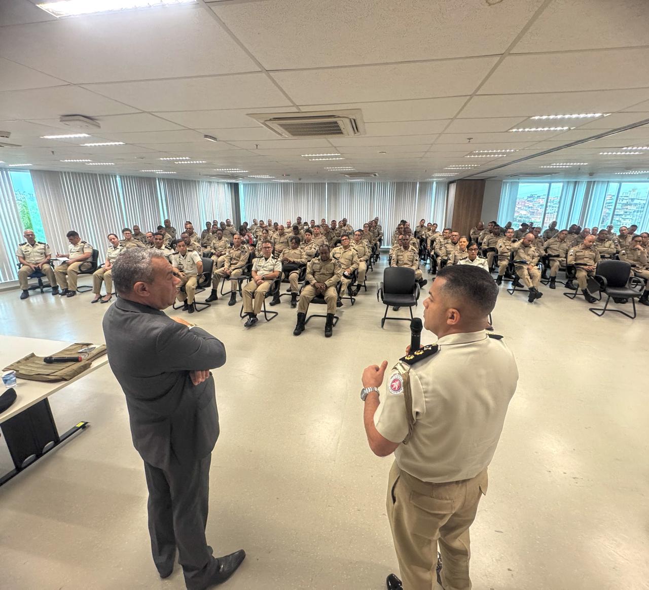 A Parada proporcionou aos participantes alinhamento de ações, orientações, capacitação e reconhecimento de bons serviços prestados