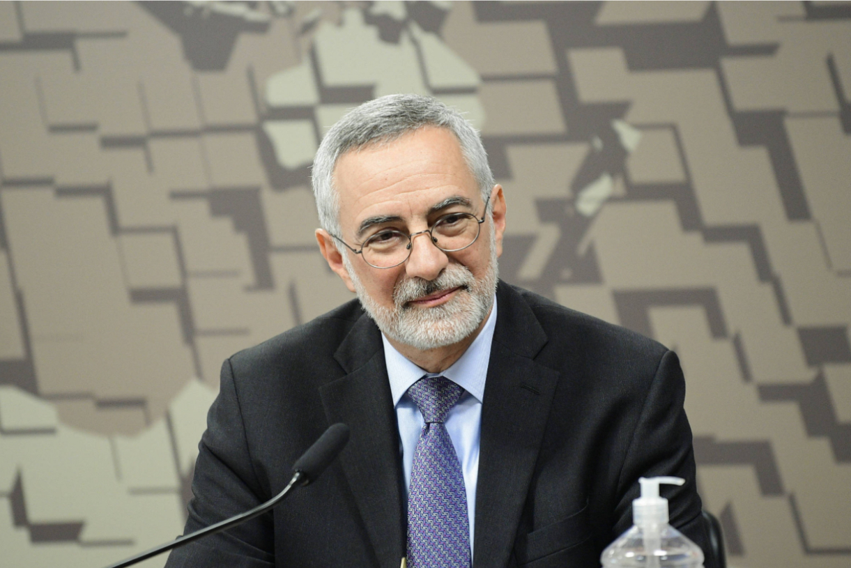 O embaixador do Brasil na Argentina, Julio Bitelli, durante audiência no Senado, em Brasília