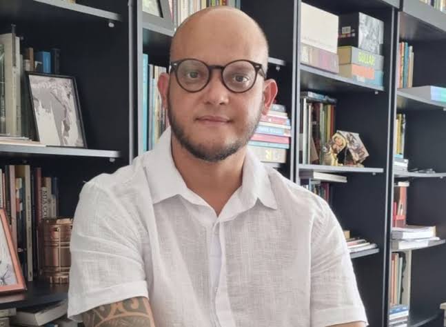 Tiago D. Oliveira lança novo livro de poesias no dia 15 de agosto