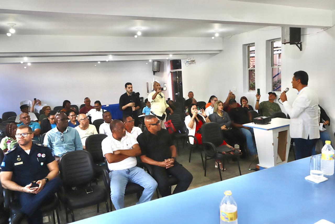 Tema da sua palestra foi “Eleições 24: Crimes Eleitorais e Seus Reflexos na Juventude"