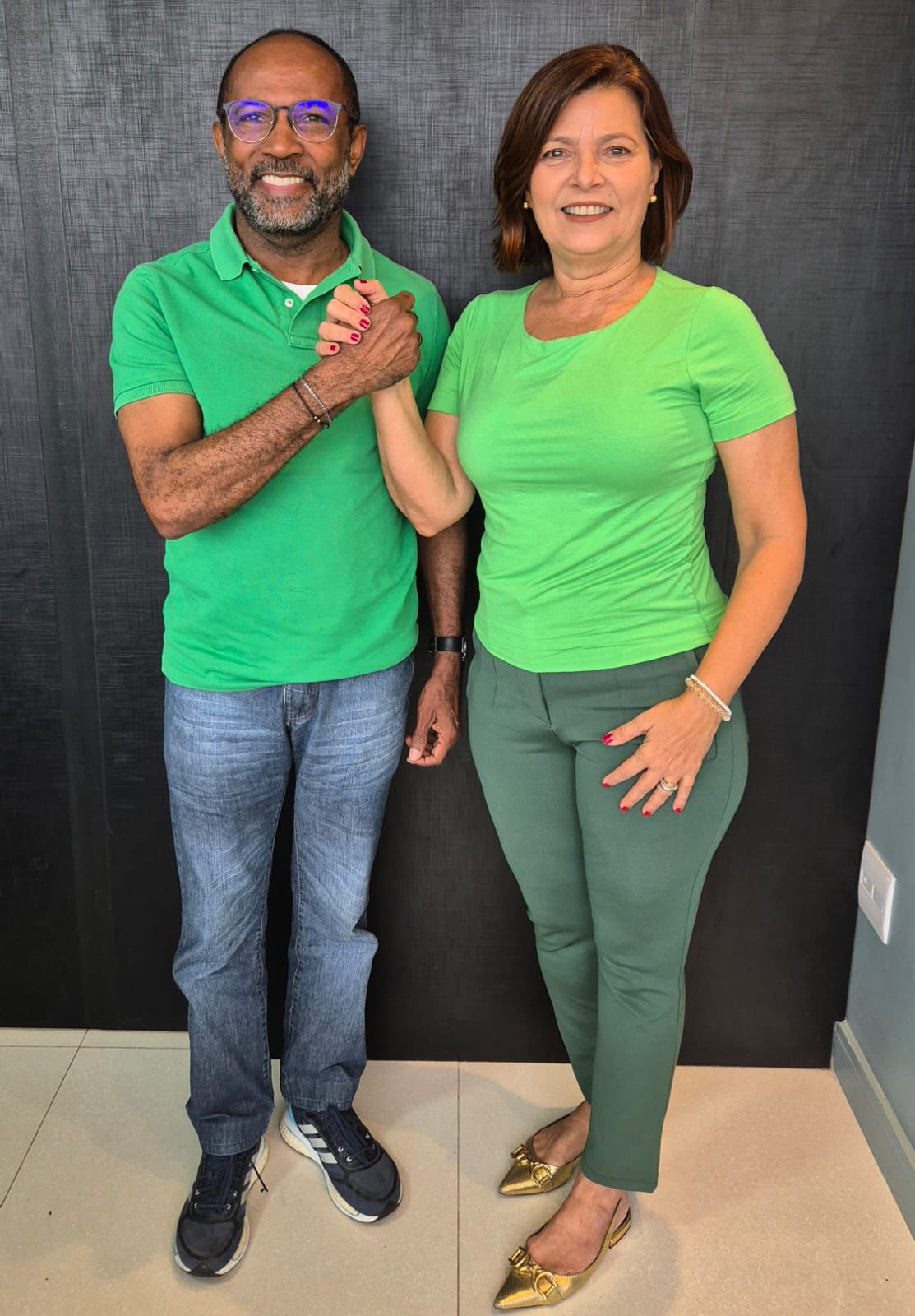 Bebeto e Adélia dialogam sobre o futuro de Ilhéus