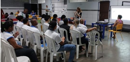 Projeto já atingiu mais de 400 estudantes e professores da rede municipal de ensino