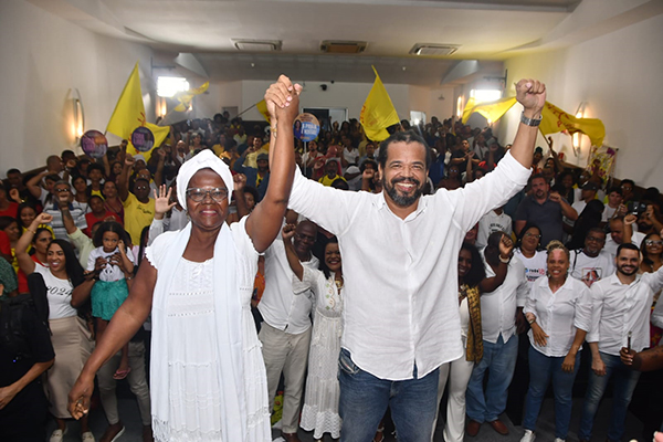 Convenção oficializa candidatura da chapa Kleber Rosa e Dona Mira à Prefeitura de Salvador