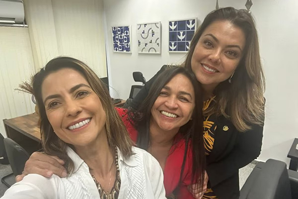 Reunião das senadoras Soraya Thronicke (Podemos-MS), Eliziane Gama (PSD-MA) e Leila Barros (PDT-DF)