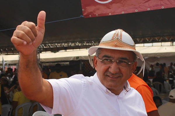 O pré-candidato do PT em Juazeiro, ex-prefeito Isaac Carvalho