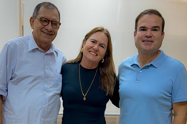 Jabes Ribeiro, Anna Valéria e Cacá Leão