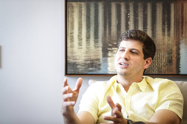 O prefeito de Recife, João Campos (PSB)