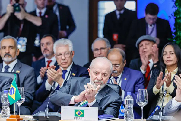 O presidente Lula durante cúpula do Mercosul em Assunção O presidente Lula durante cúpula do Mercosul em Assunção