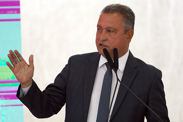 O ministro Rui Costa