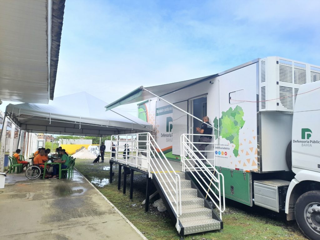 Além das questões referentes à execução penal, a equipe do mutirão identificou demandas de saúde, assistenciais e atinentes às outras áreas de atuação da DPE/BA