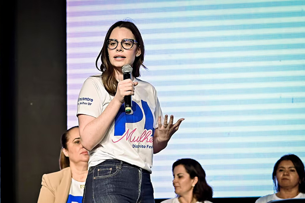 A influenciadora bolsonarista e ex-comentarista da Jovem Pan, Zoe Martinez