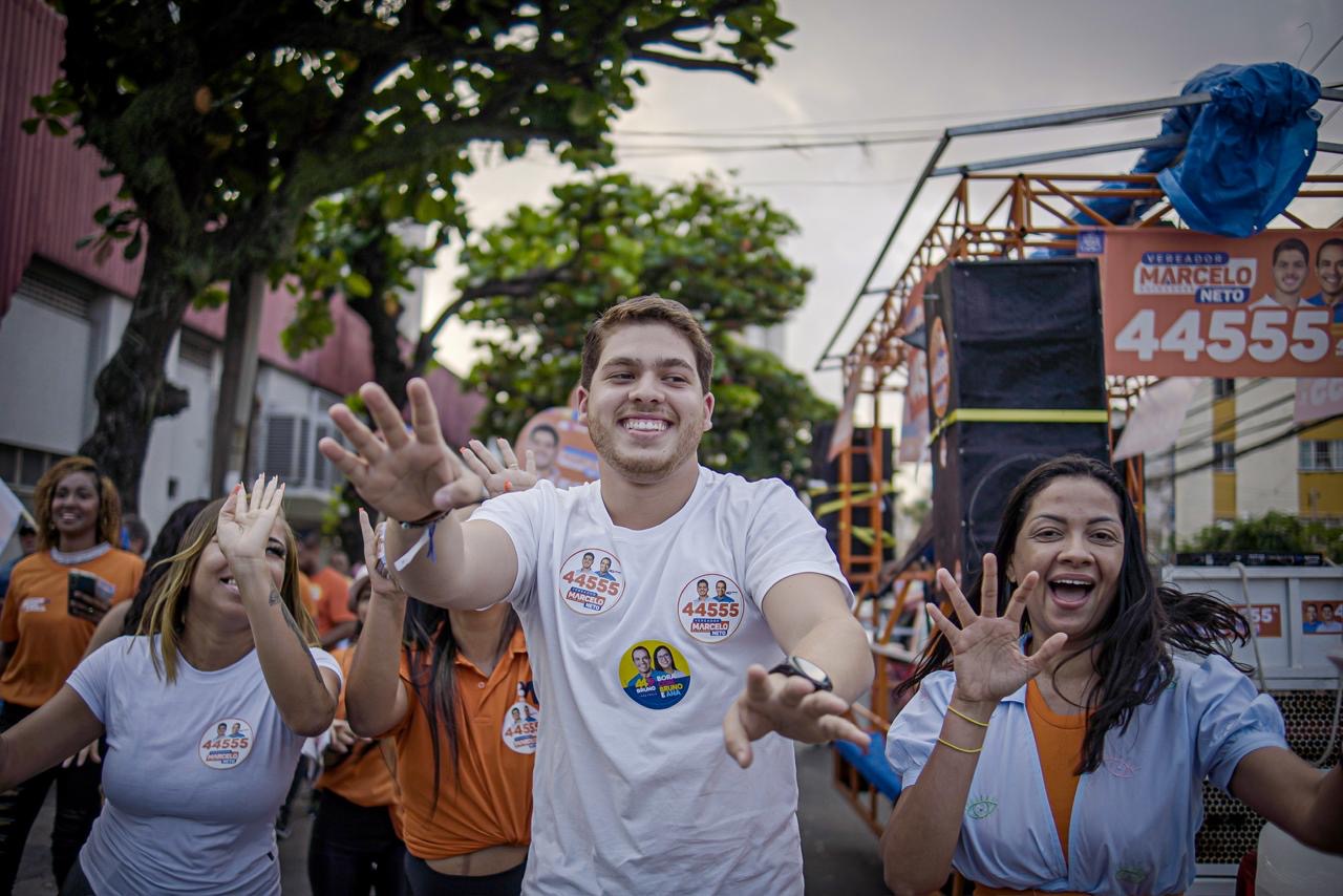 Marcelo Guimarães Neto em caminhada no Subúrbio