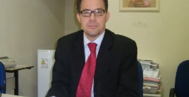 Juiz de Direito Vicente Reis Santana Filho Juiz de Direito Vicente Reis Santana Filho